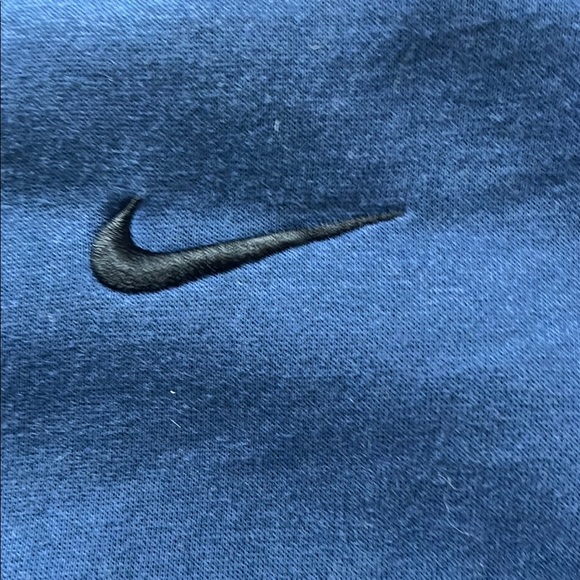 Nike Navy Blue Sweatshirt - Picture 3 of 3
